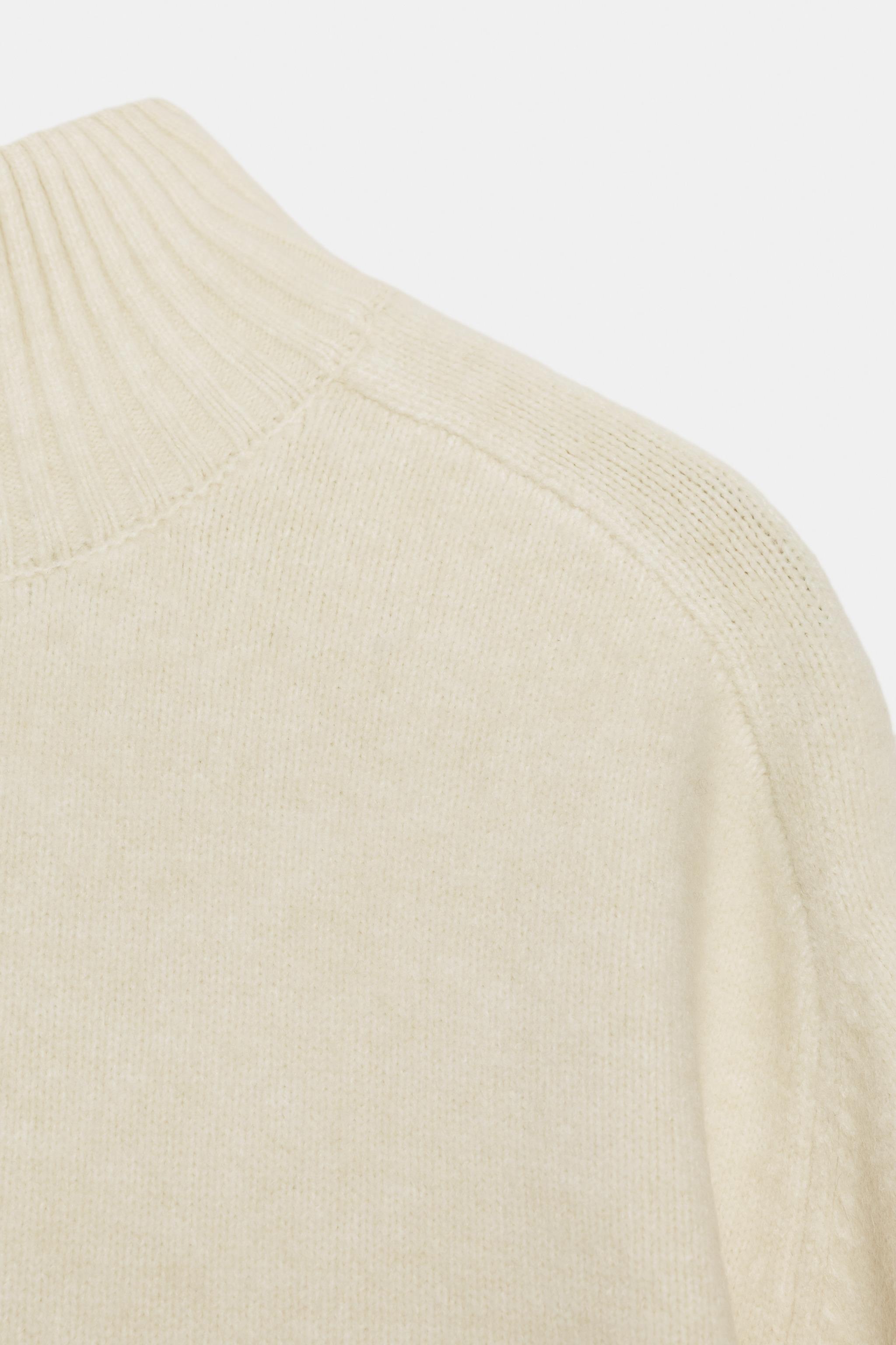 PLAIN KNIT HIGH NECK JUMPER